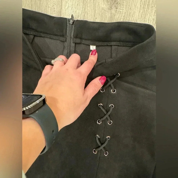 Amazon Black Velvet Tie Up Skirt - Picture 3 of 4